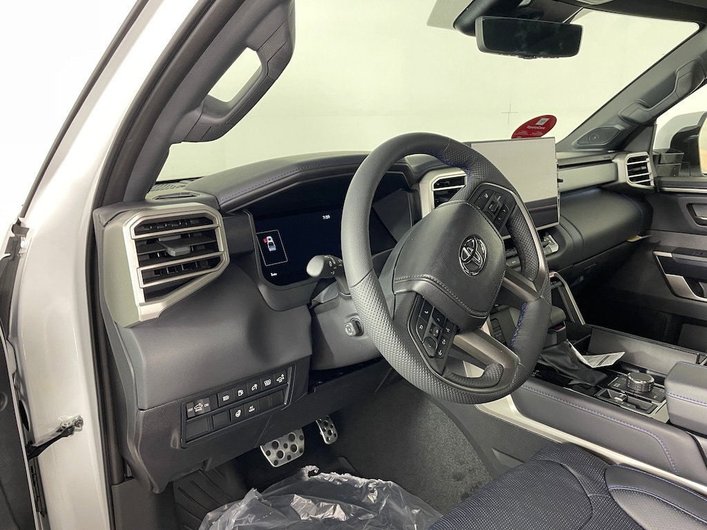 New 2026 Toyota Tundra i-FORCE MAX Platinum PLATINUM CREWMAX 5.5
