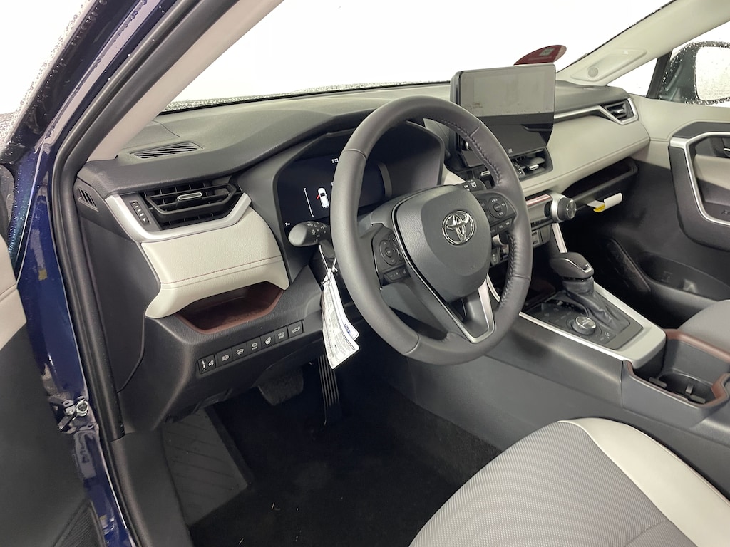 New 2025 Toyota RAV4 Limited LIMITED AWD SUV