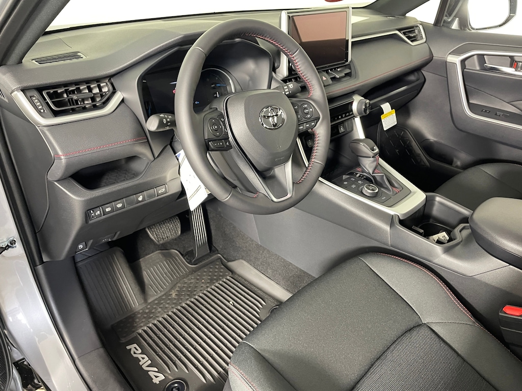 New 2025 Toyota RAV4 Plug-in Hybrid SE PLUG-IN HYBRID