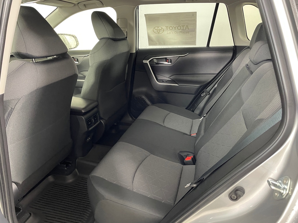 New 2025 Toyota RAV4 XLE XLE AWD SUV