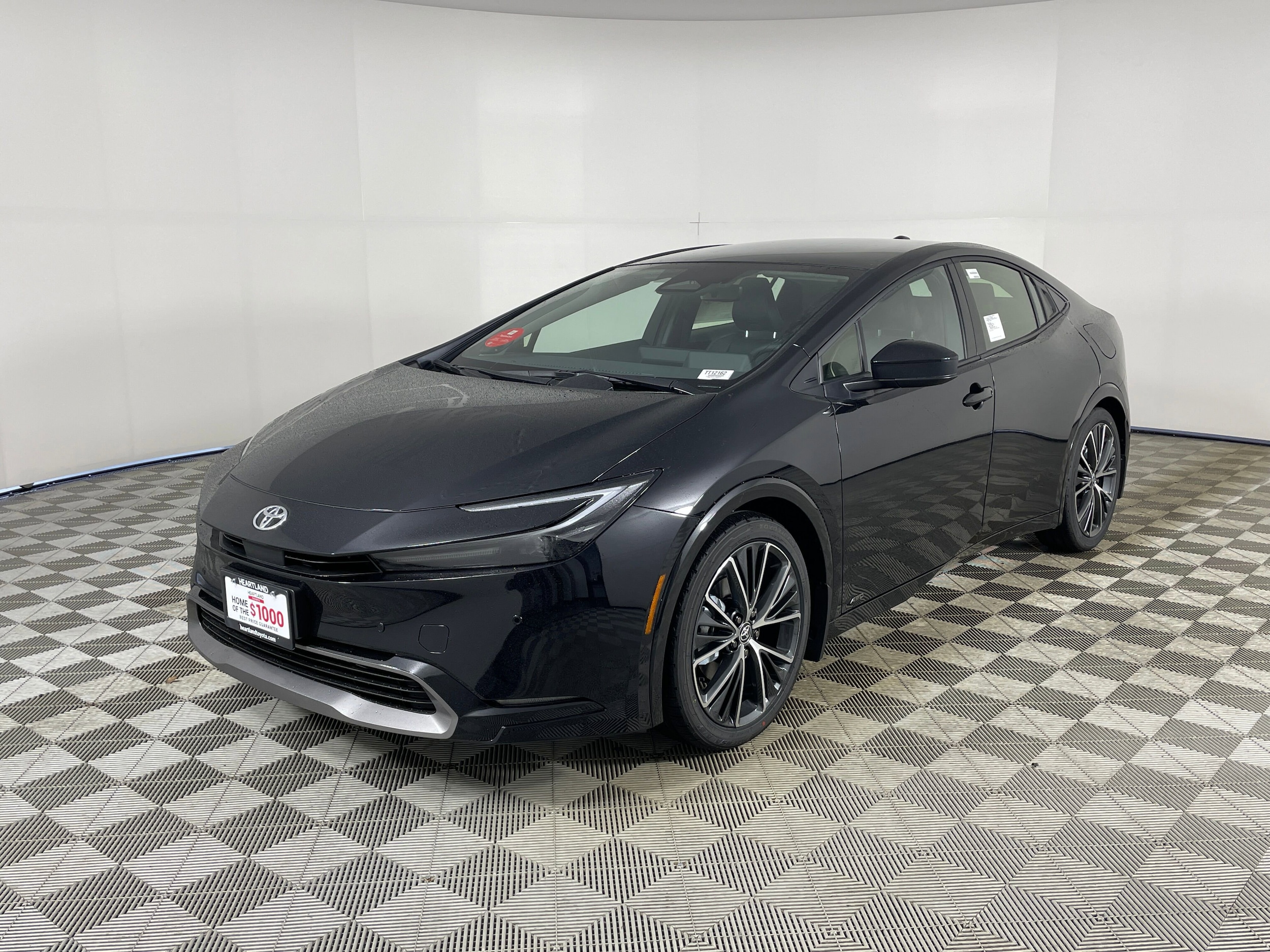 2026 Toyota Prius Limited's photo