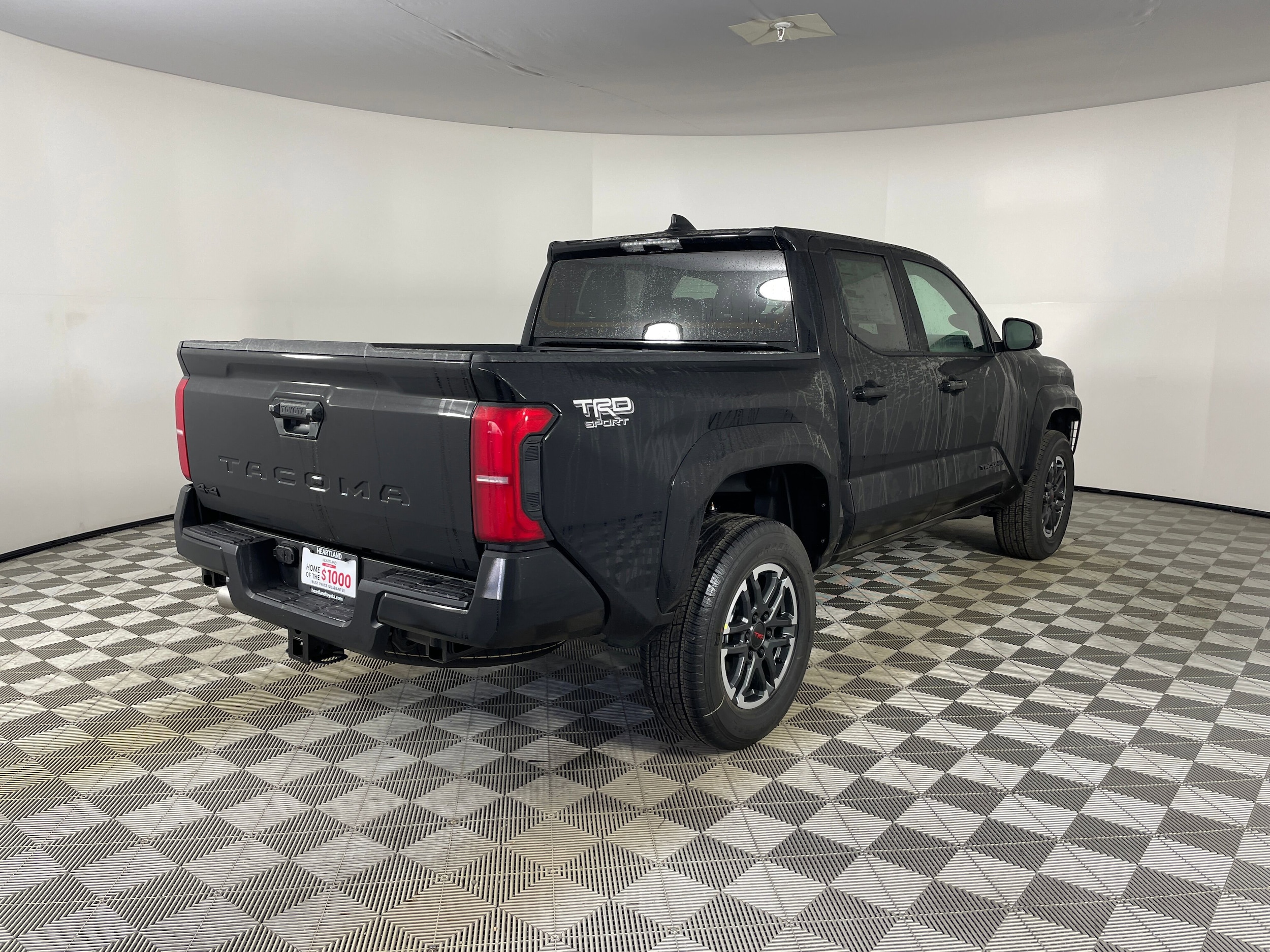 2026 Toyota Tacoma TRD Sport - Photo 6