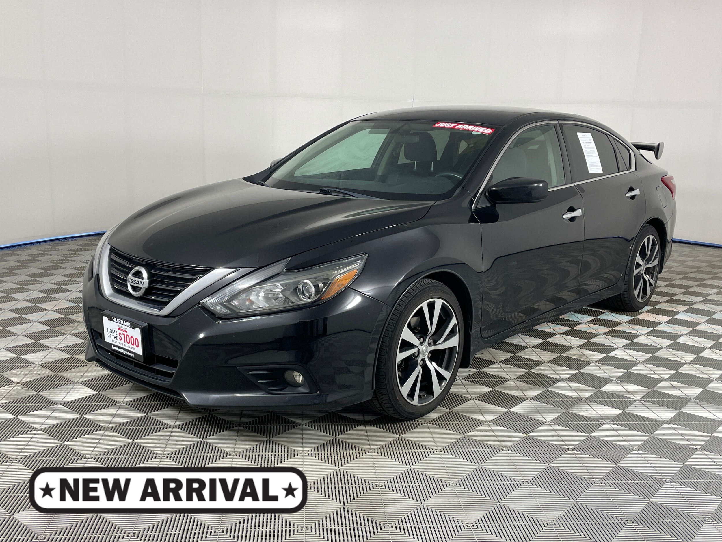 2017 Nissan Altima 2.5 SR's photo