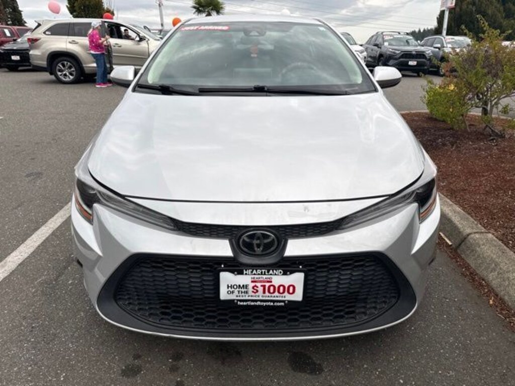 Used 2020 Toyota Corolla LE Sedan
