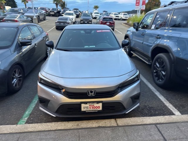 2022 Honda Civic Sport photo 2