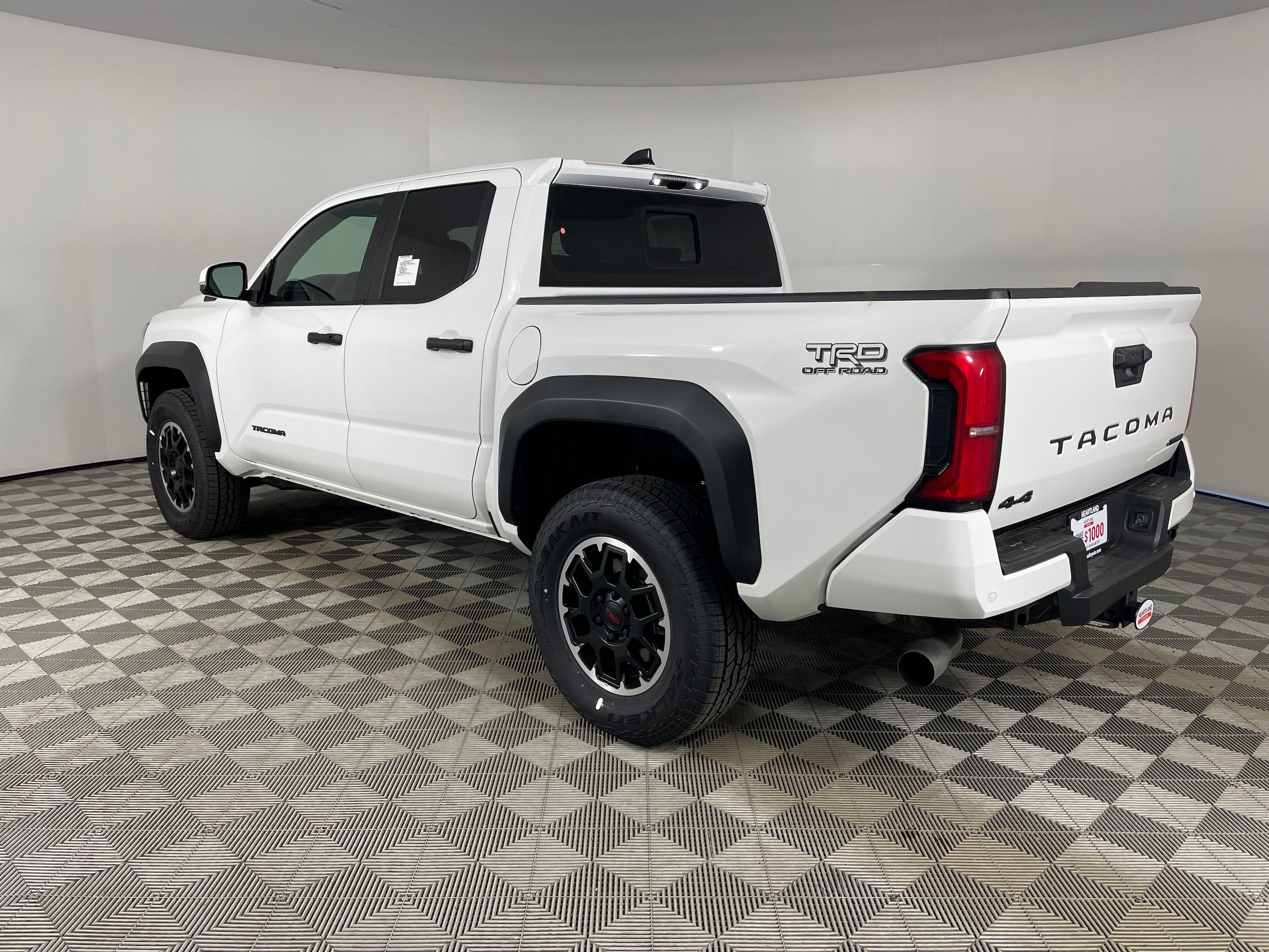 2026 Toyota Tacoma TRD Off Road - Photo 8