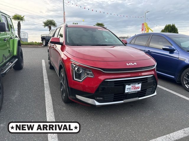 2023 Kia Niro EX Touring HEV's photo