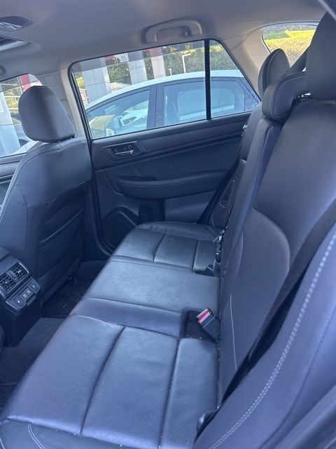 2019 Subaru Outback 3.6R Limited photo 6