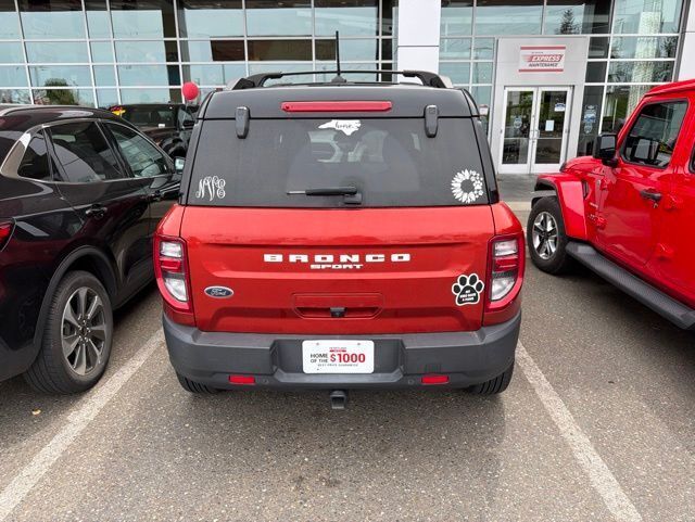2022 Ford Bronco Sport Outer Banks photo 2