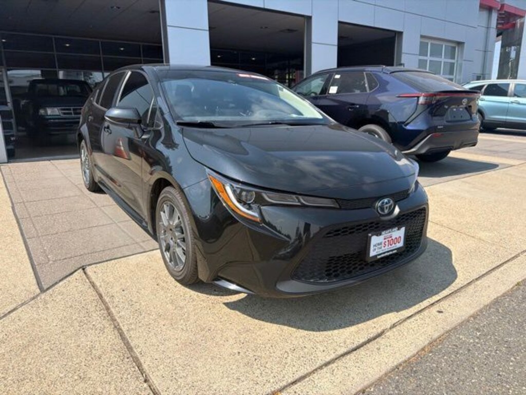 Used 2022 Toyota Corolla Hybrid LE Sedan