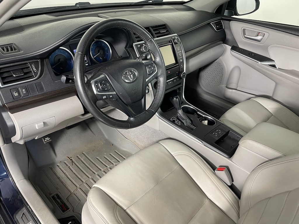 Used 2015 Toyota Camry XSE Sedan