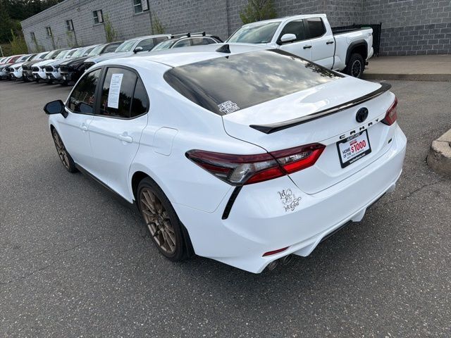 2024 Toyota Camry Hybrid SE Nightshade photo 3