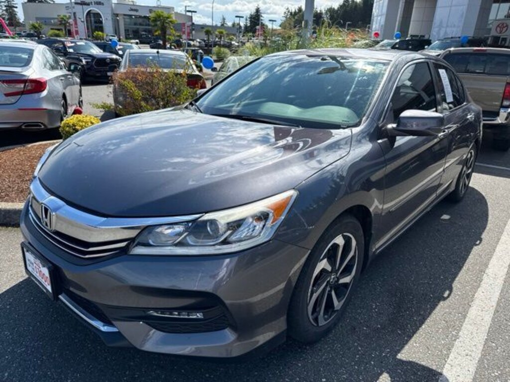 Used 2017 Honda Accord EX-L w/Navi & Honda Sensing Sedan