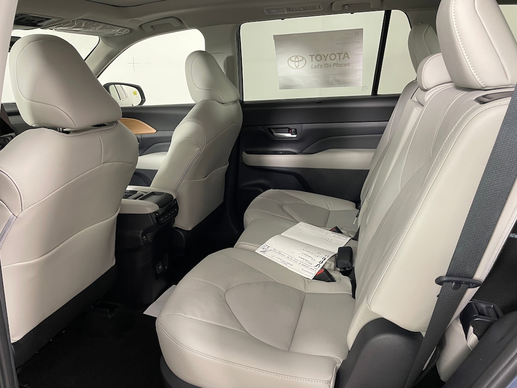 New 2026 Toyota Grand Highlander Hybrid Limited LIMITED HYBRID AWD