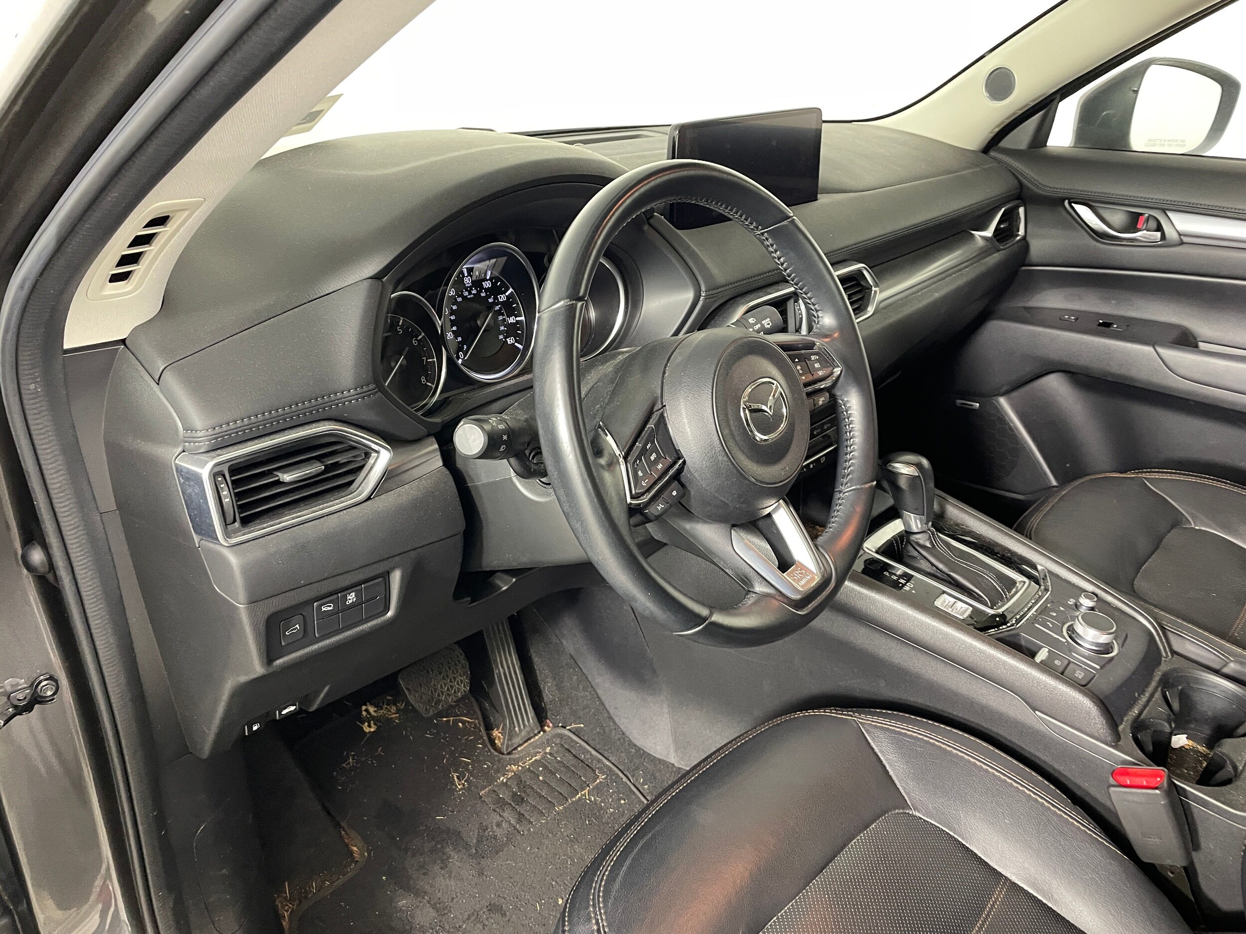 2021 Mazda CX-5 Touring photo 3