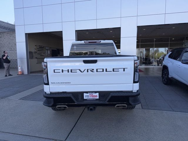 2021 Chevrolet Silverado 1500 Custom Trail Boss photo 3