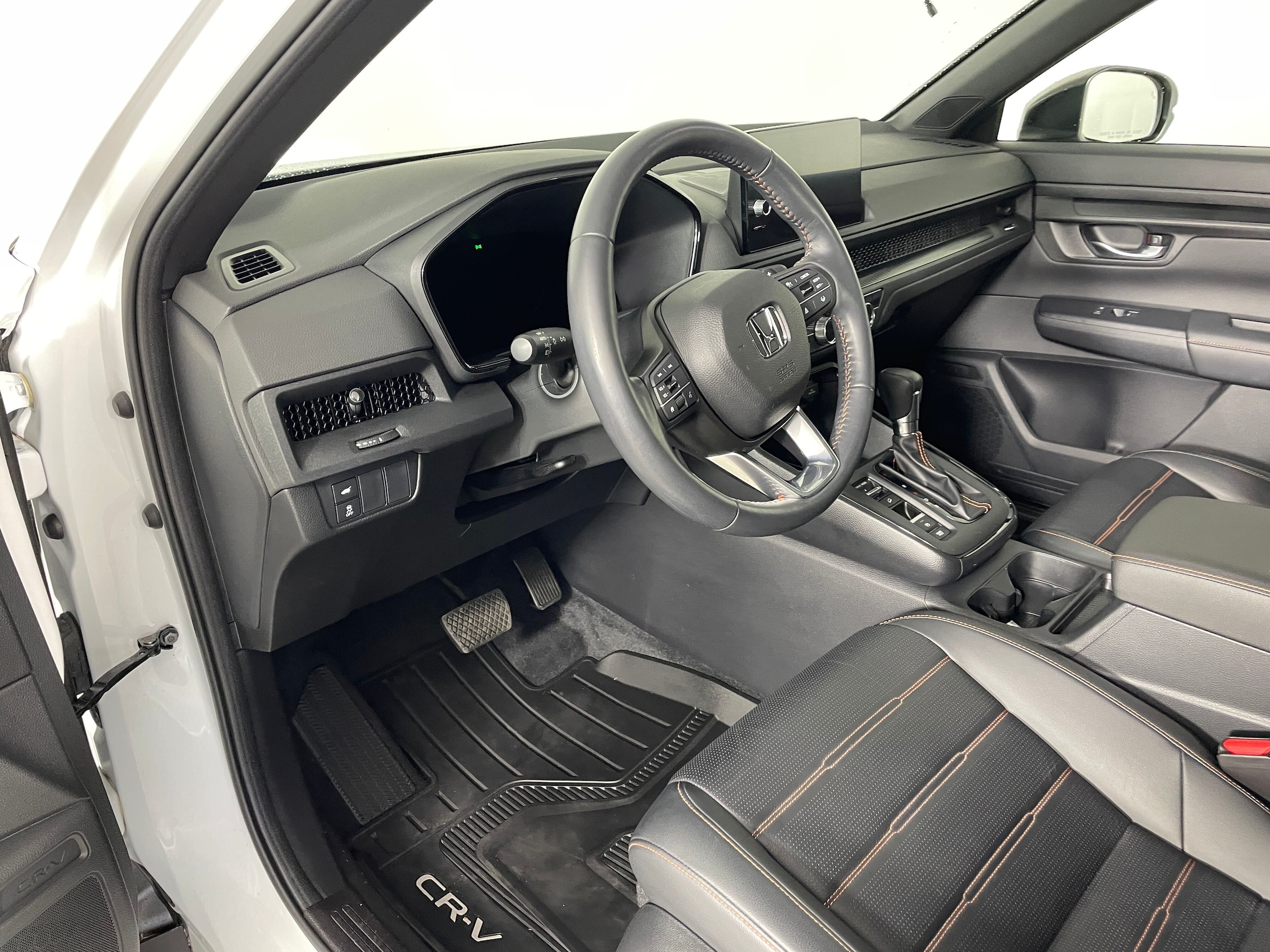 2024 Honda CR-V Hybrid Sport-L photo 2