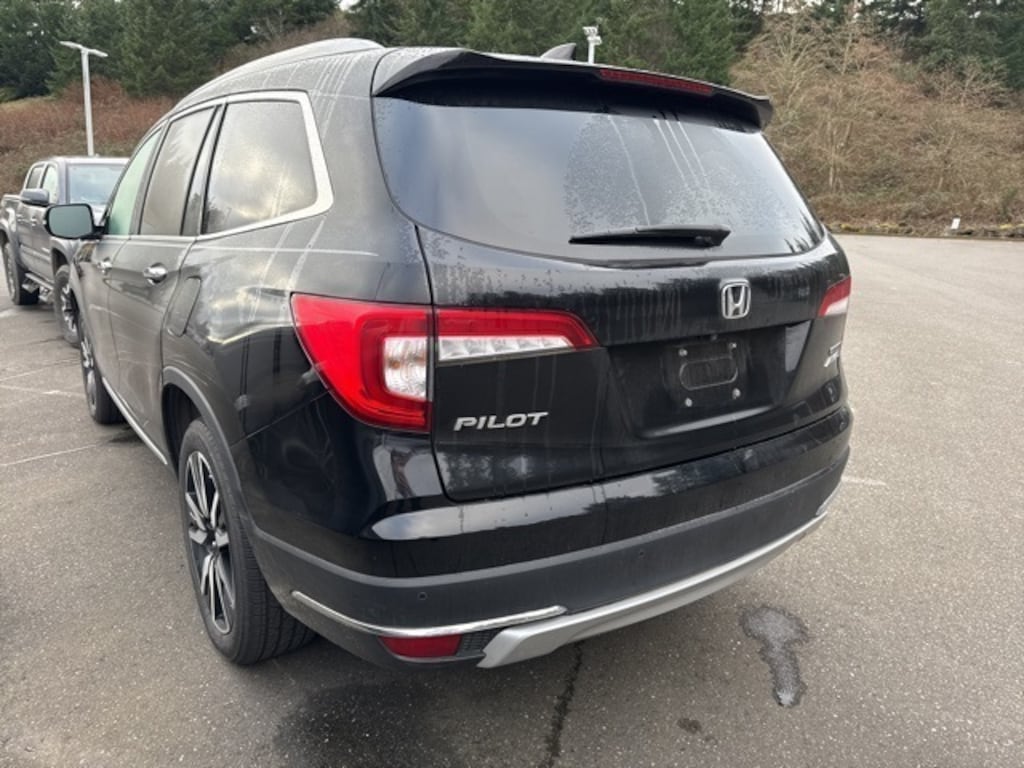 Used 2022 Honda Pilot Touring 7 Passenger SUV