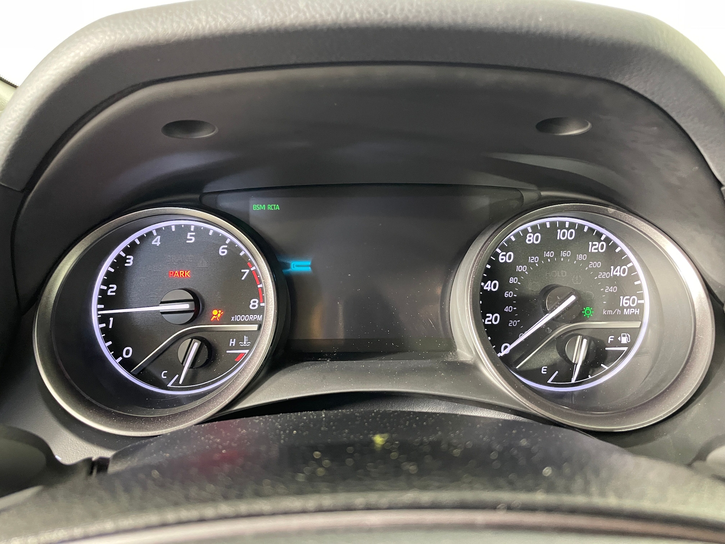 2024 Toyota Camry SE photo 4