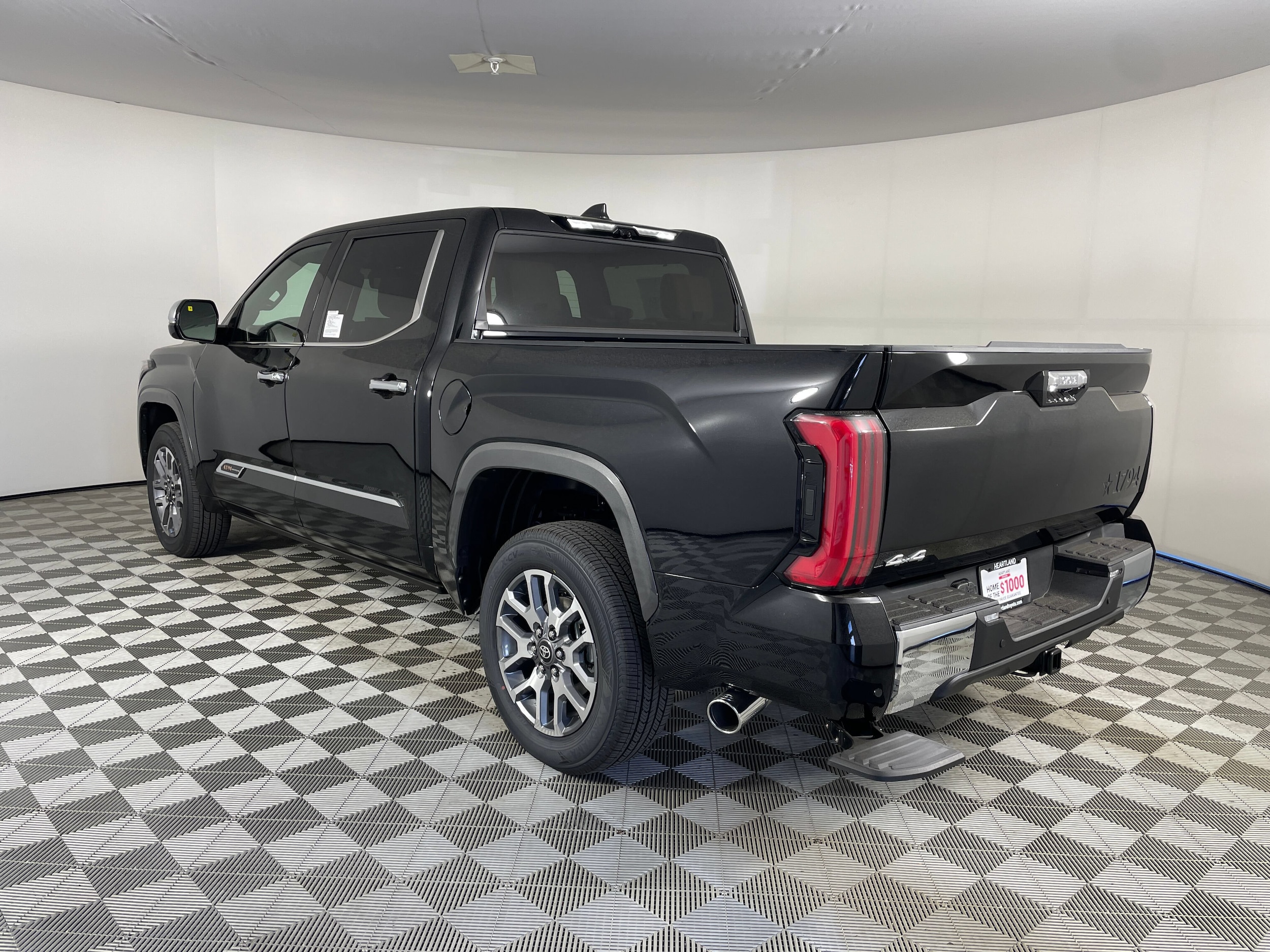 2026 Toyota Tundra 1794 Edition - Photo 8