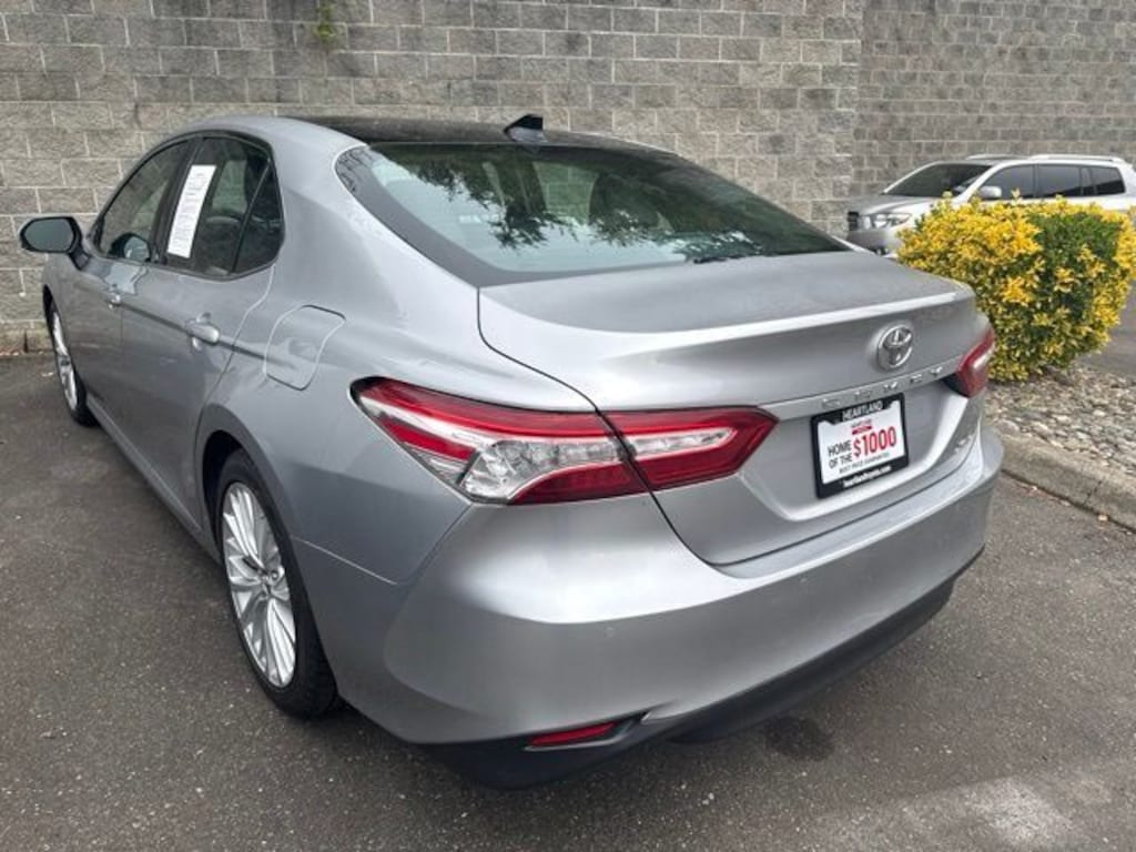 Used 2018 Toyota Camry XLE Sedan