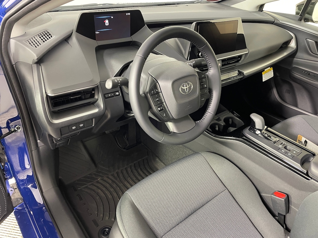 New 2026 Toyota Prius LE AWD LE AWD