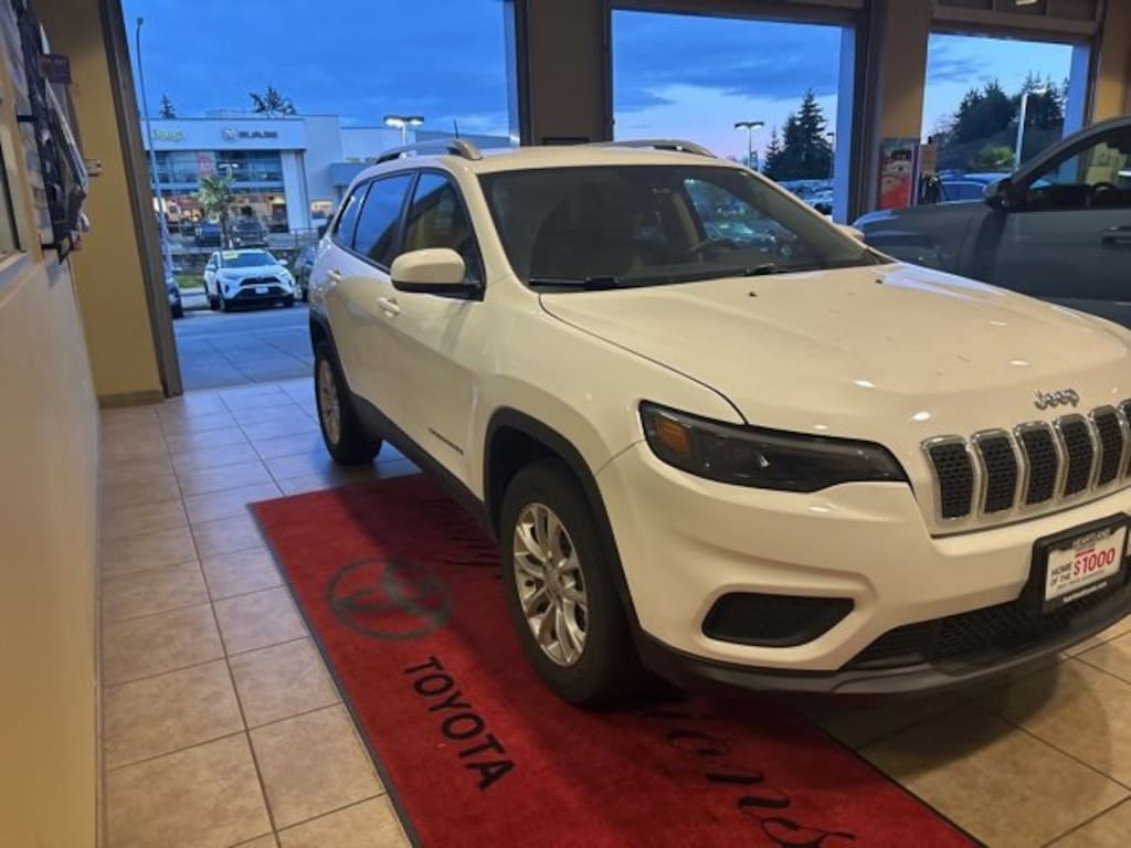 Used 2021 Jeep Cherokee Latitude SUV