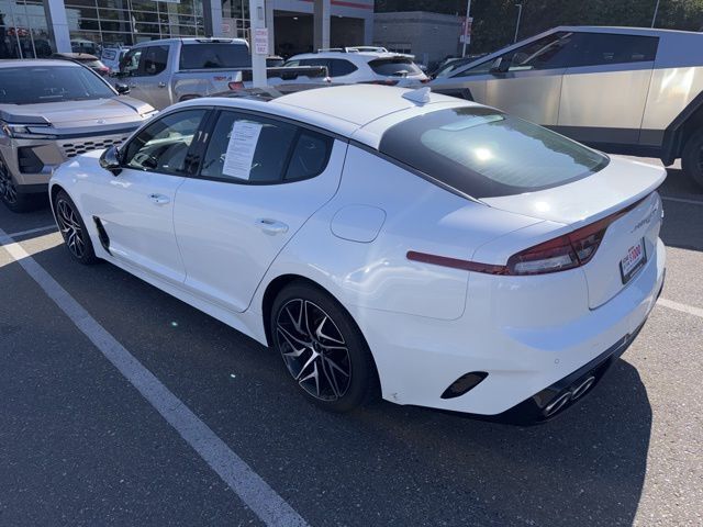 2022 Kia Stinger GT-Line photo 5