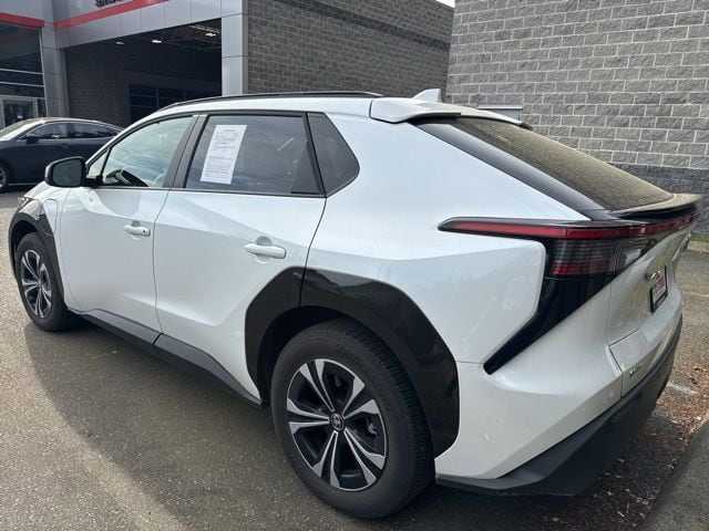 2024 Toyota bZ4X photo 4