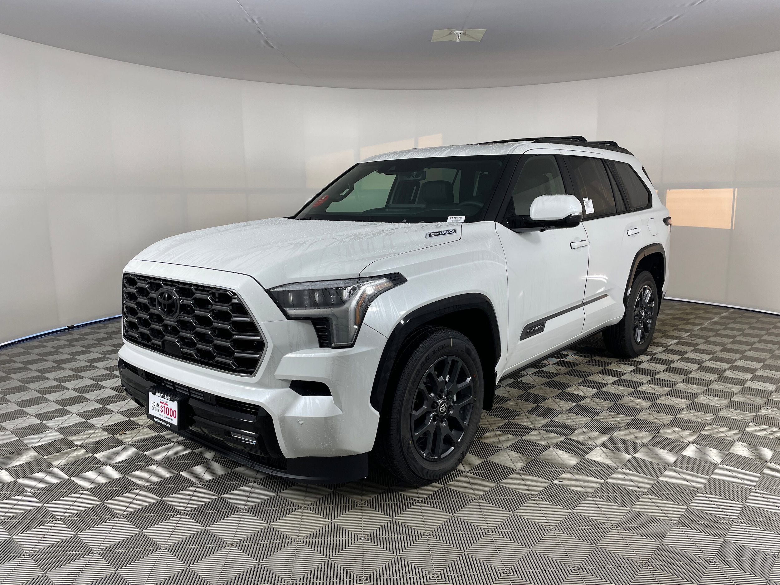 2026 Toyota Sequoia PLT HYBRID 