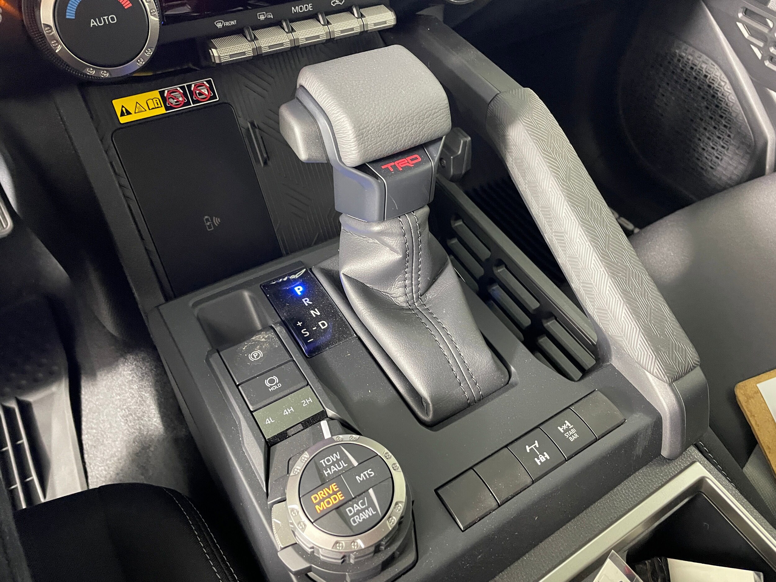 2025 Toyota Tacoma TRD Off Road - Photo 7