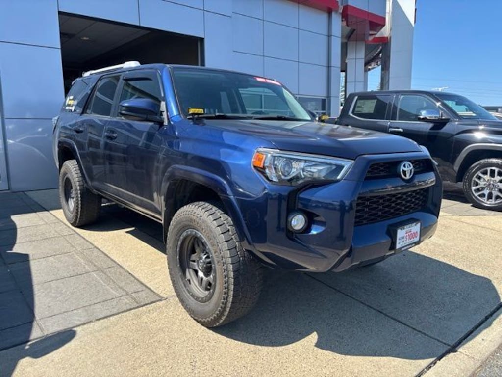 Used 2016 Toyota 4Runner SR5 SUV