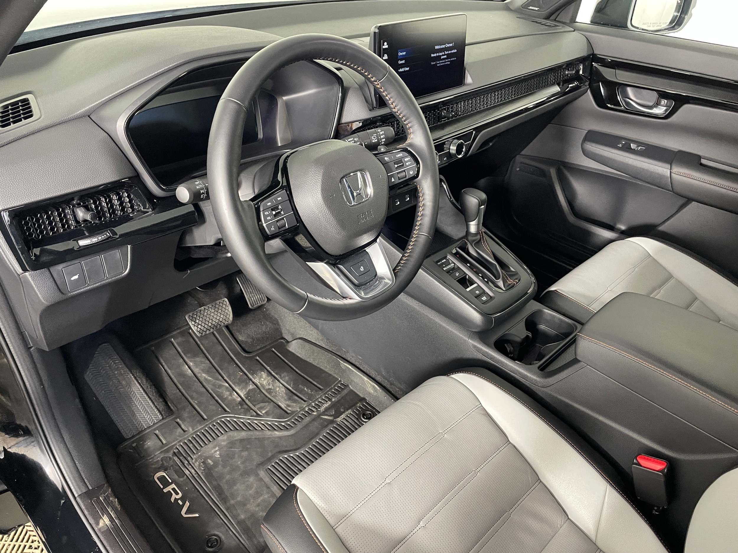 2026 Honda CR-V Hybrid Sport Touring photo 3