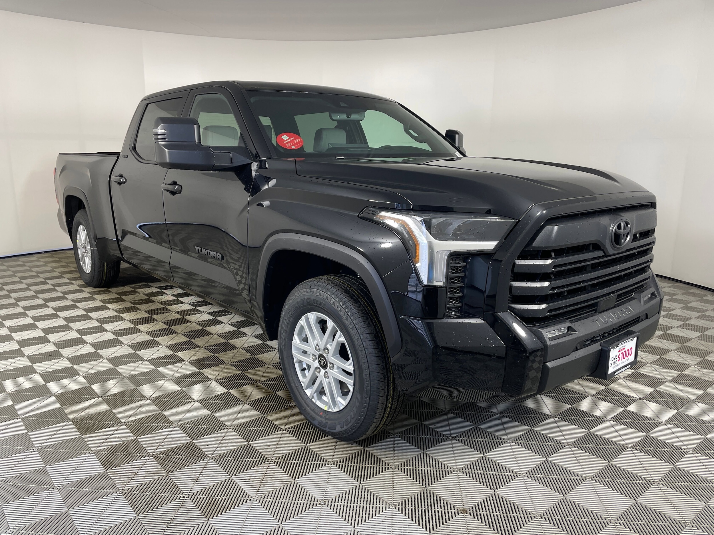 2026 Toyota Tundra SR5 - Photo 7
