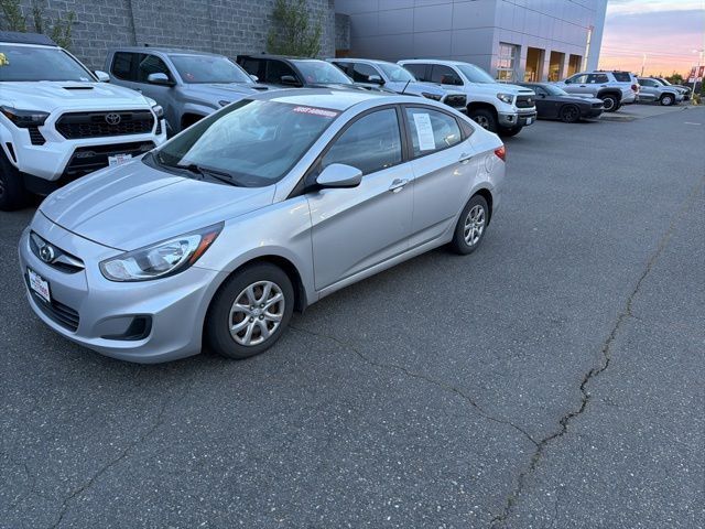 2013 Hyundai Accent GLS photo 4