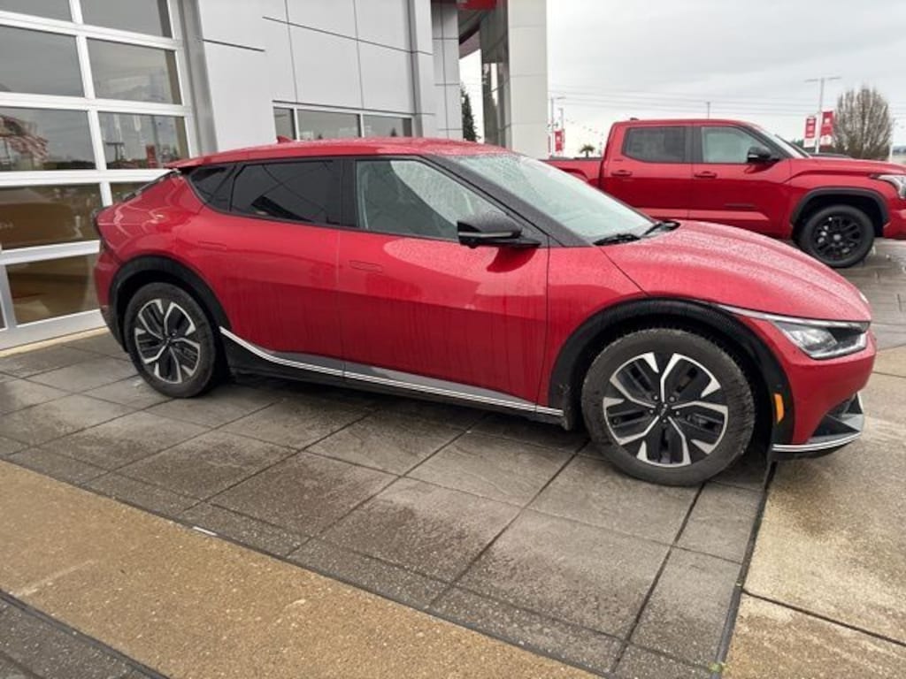 Used 2022 Kia EV6 Wind SUV