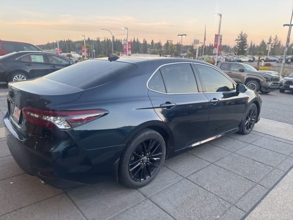 Used 2021 Toyota Camry XLE Sedan