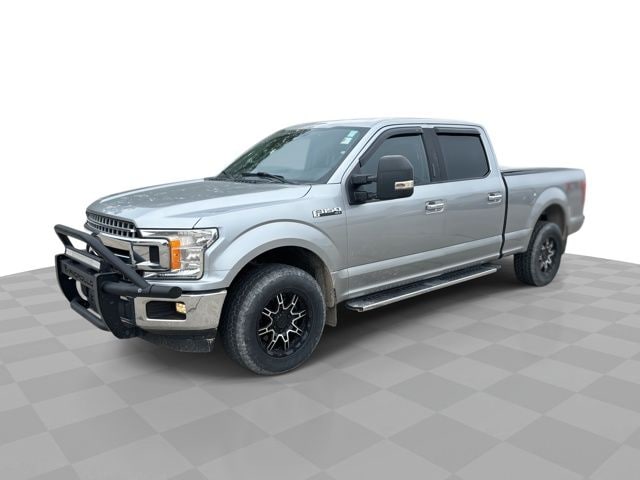 2020 Ford F-150 XLT 4x4 SuperCrew 157 in's photo