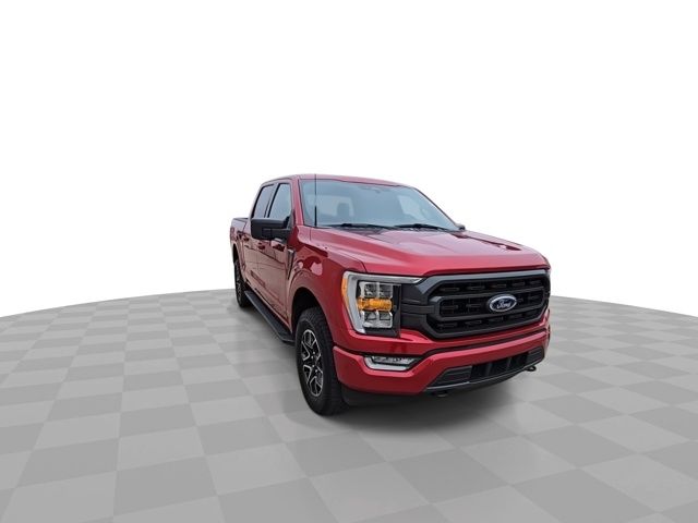 2022 Ford F-150 XLT photo 2