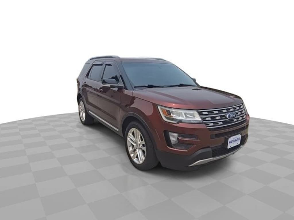 Used 2016 Ford Explorer XLT SUV