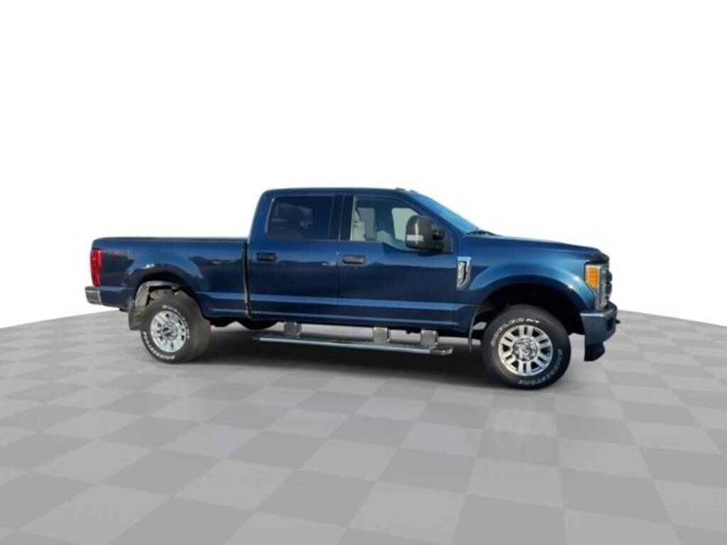 Used 2017 Ford F-250SD XLT Truck