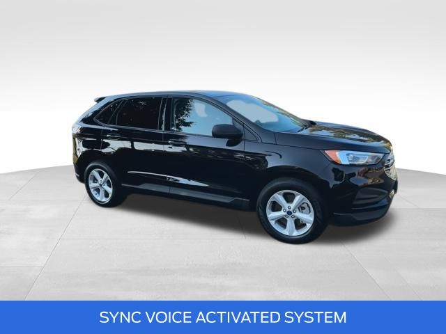 2022 Ford Edge SE photo 2