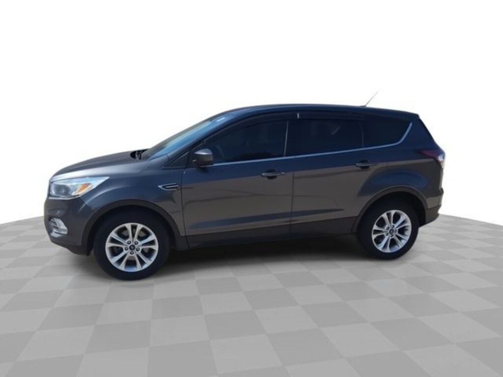 Used 2017 Ford Escape SE SUV