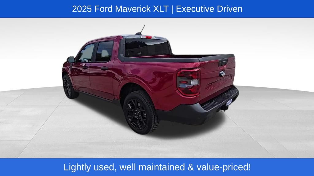 2025 Ford Maverick XLT photo 2