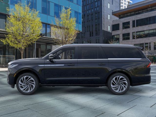 2025 Lincoln Navigator L Reserve photo 3