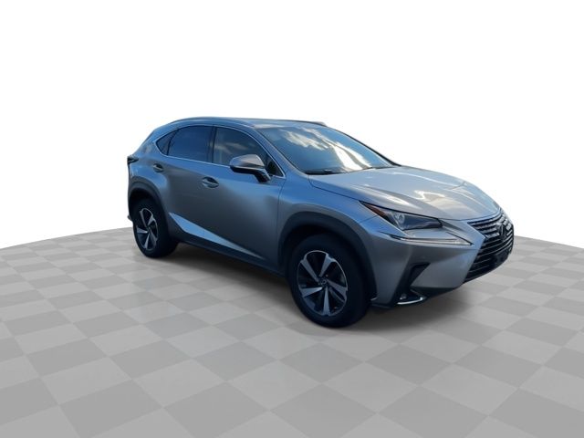 2021 Lexus NX 300 photo 2