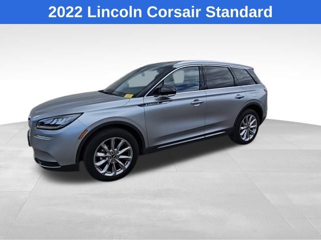 2022 Lincoln Corsair Standard photo 4