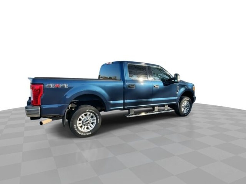 Used 2017 Ford F-250SD XLT Truck