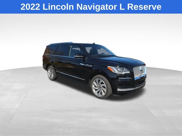 2022 Lincoln Navigator L Reserve photo 2