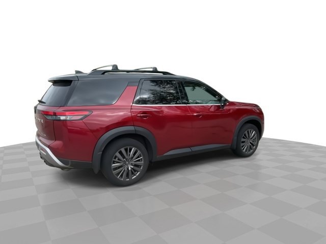 Used 2024 Nissan Pathfinder SL SUV
